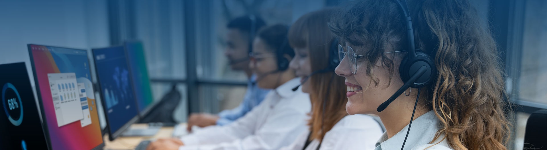 novus contact us banner