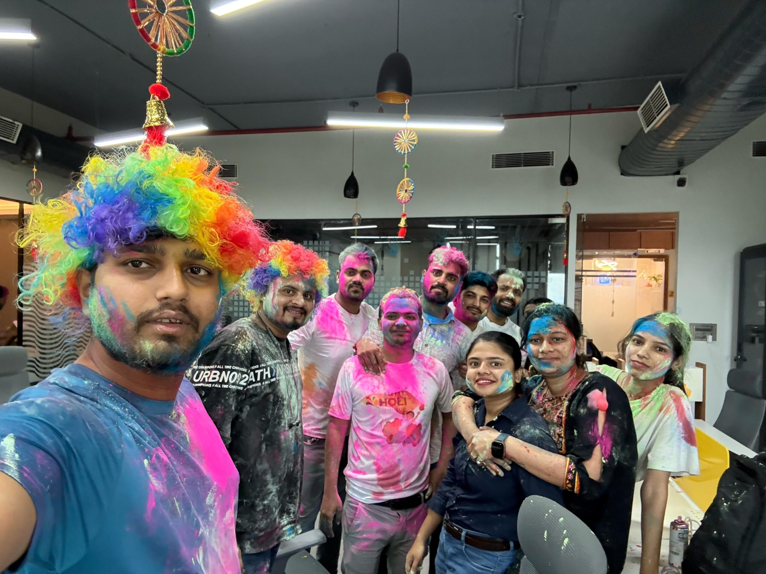 Holi dev
